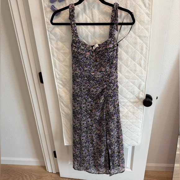 Astr Dresses & Skirts - NWOT ASTR MILKMAID TIE STRAP FLORAL MIDI DRESS
